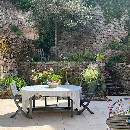 Maison Cosy En Plein Centre Ville Semur-en-Auxois Eksteriør bilde