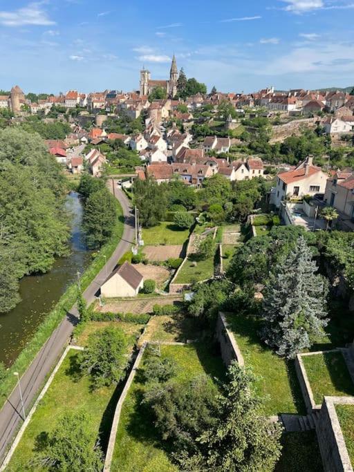 Maison Cosy En Plein Centre Ville Semur-en-Auxois Eksteriør bilde